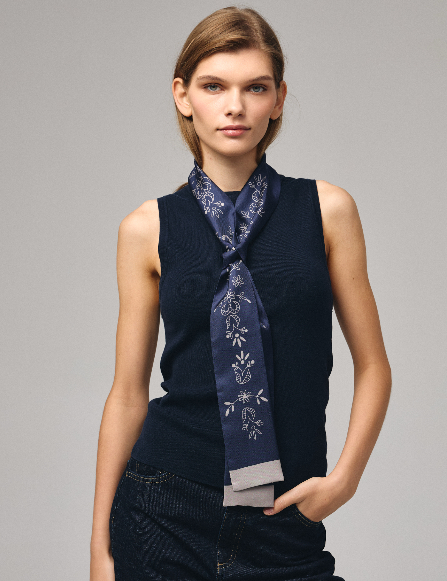 Картинка  Шовкова стрічка Twilly «Мереживо» Navy